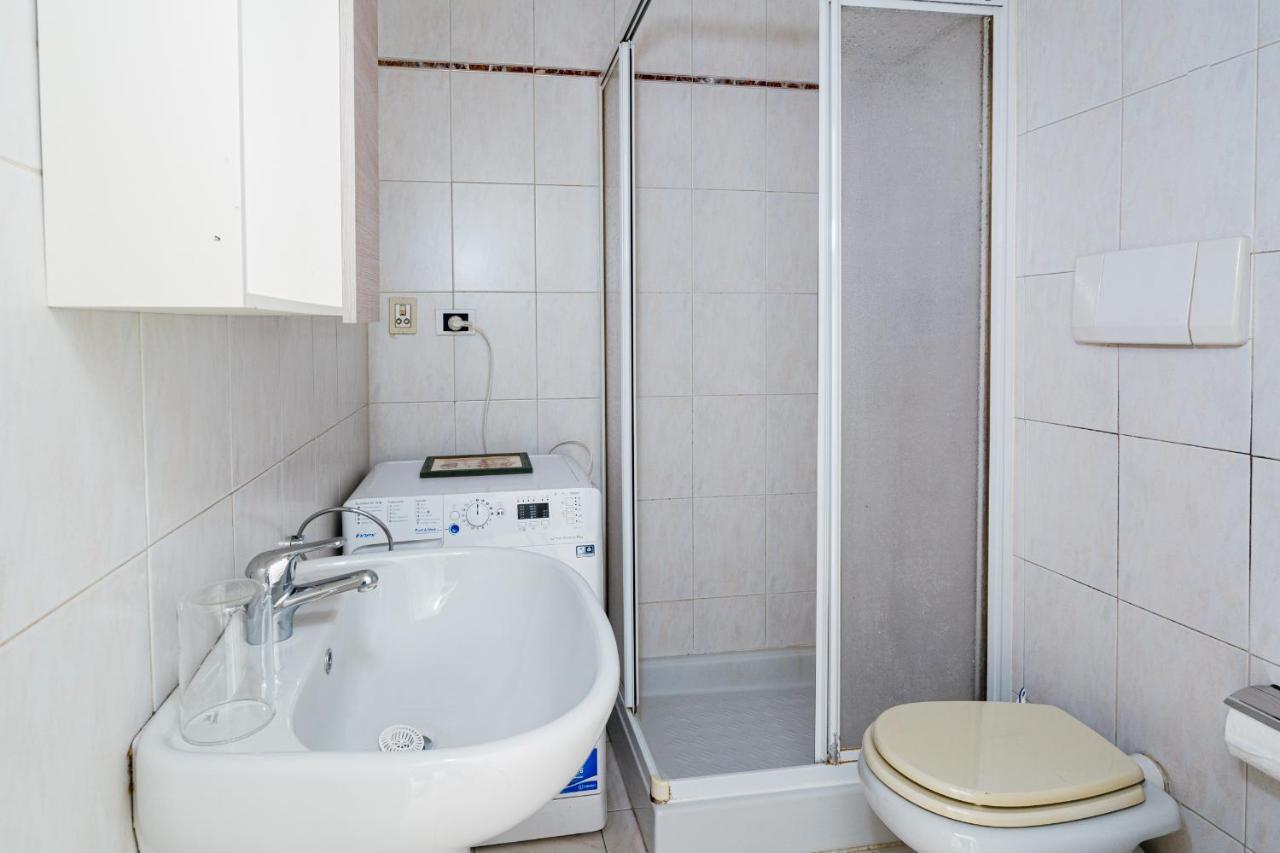 Via Roma Central Apartment San Remo Zewnętrze zdjęcie